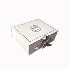 Matte trắng in Logo cứng nhắc hộp quà tặng giấy bé đóng gói quà tặng với Ribbon đóng cửa nhà cung cấp